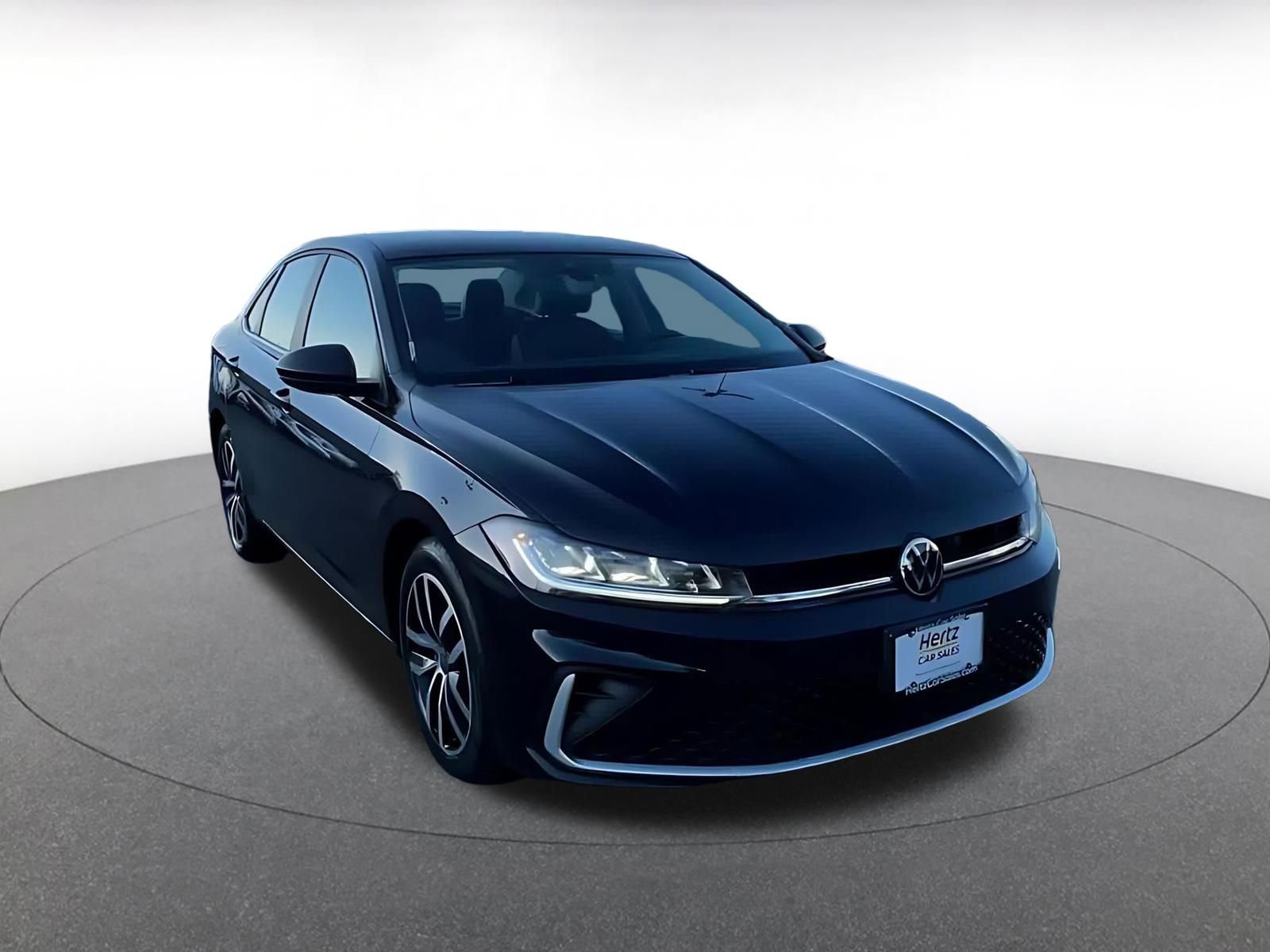 Thumbnail: 2025 Volkswagen Jetta - 3