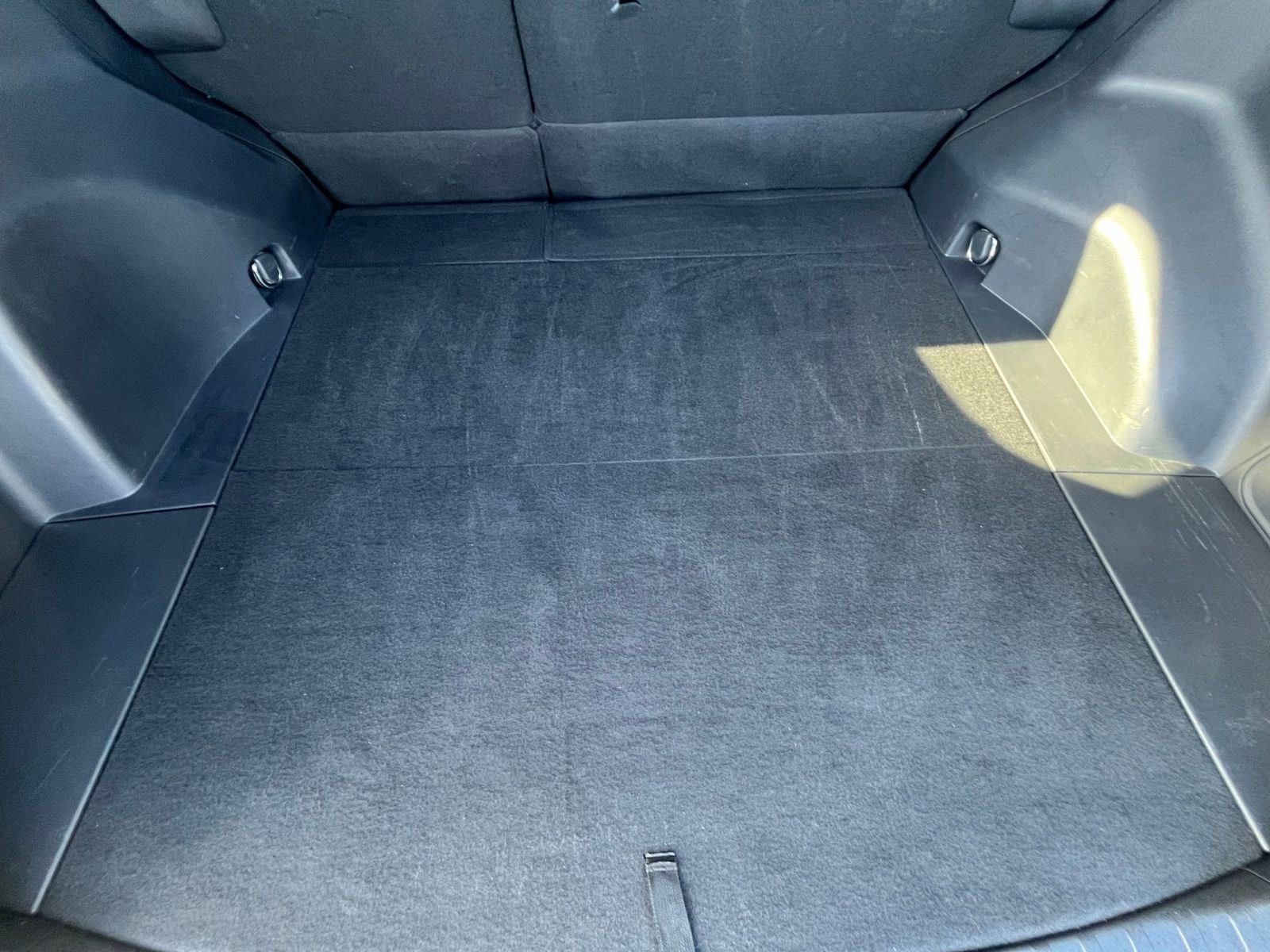 Thumbnail: 2025 Toyota RAV4 - 31