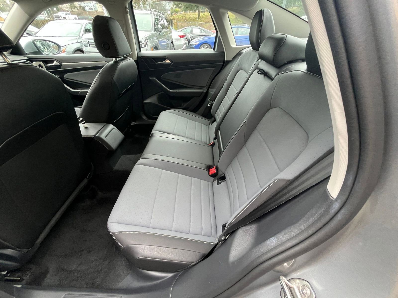 Thumbnail: 2025 Volkswagen Jetta - 28