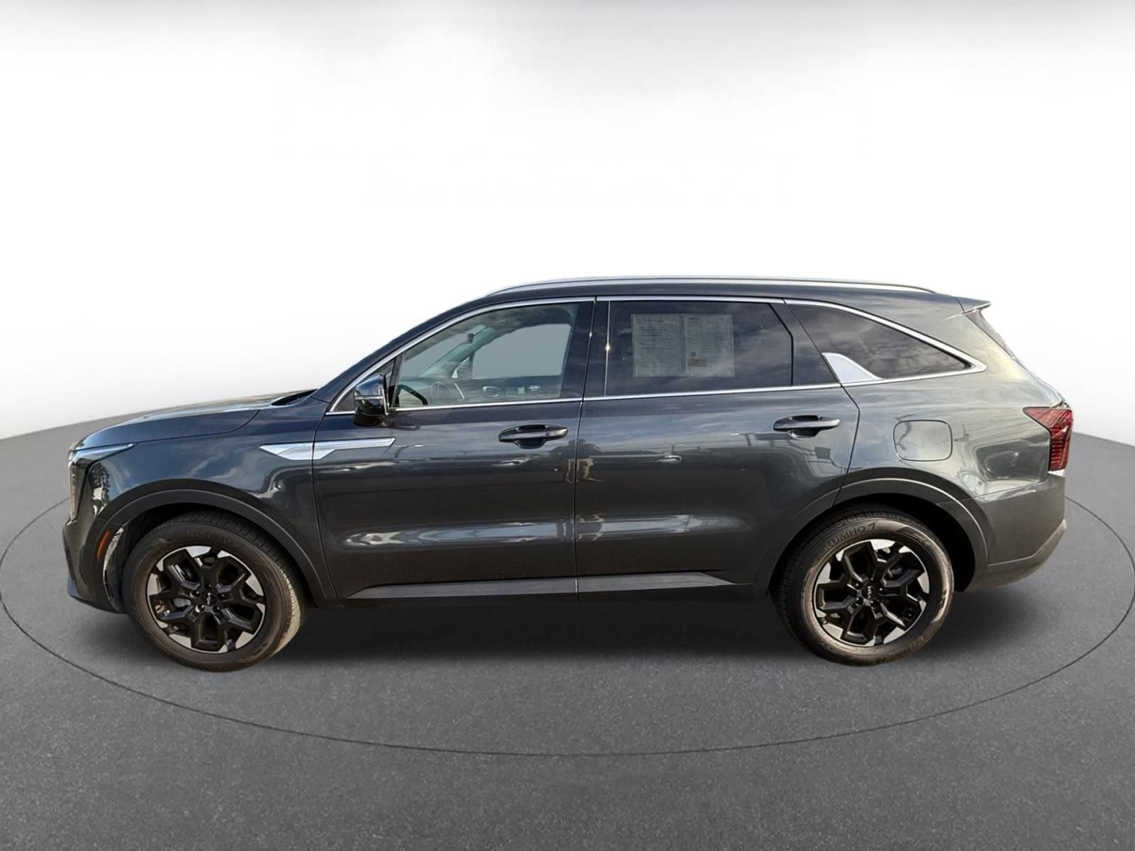 Thumbnail: 2024 Kia Sorento - 5
