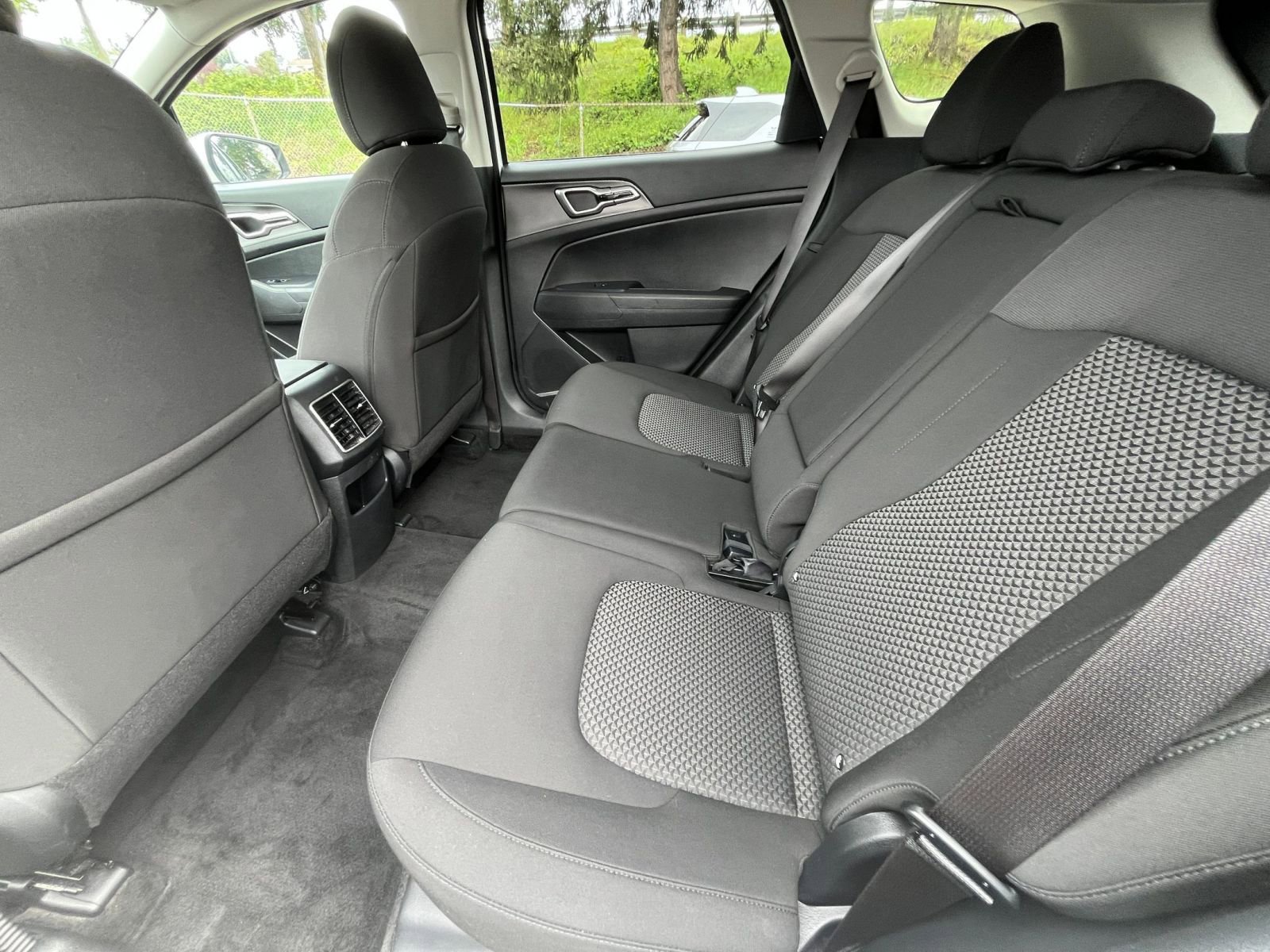Thumbnail: 2025 Kia Sportage - 25