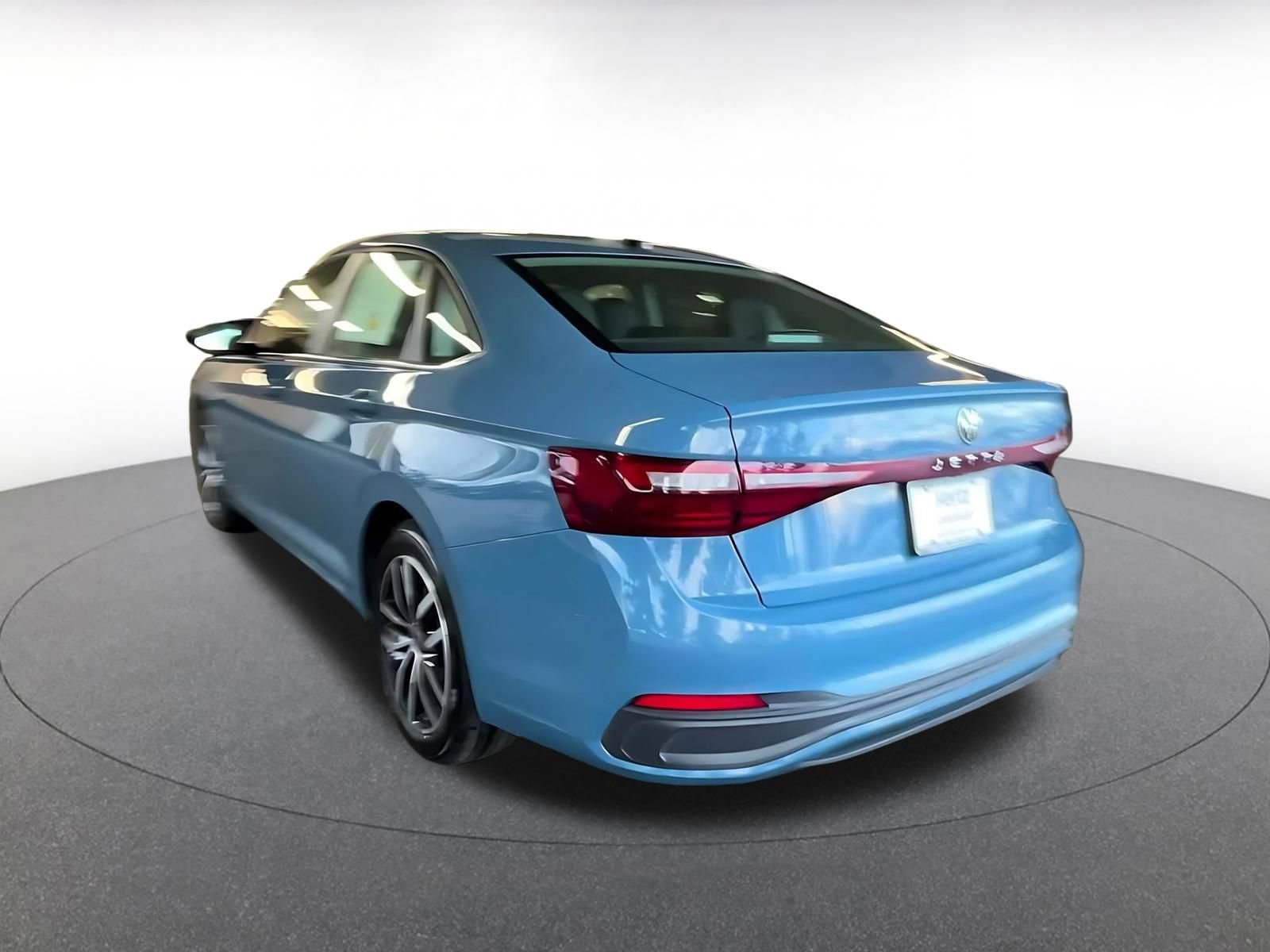 Thumbnail: 2025 Volkswagen Jetta - 10