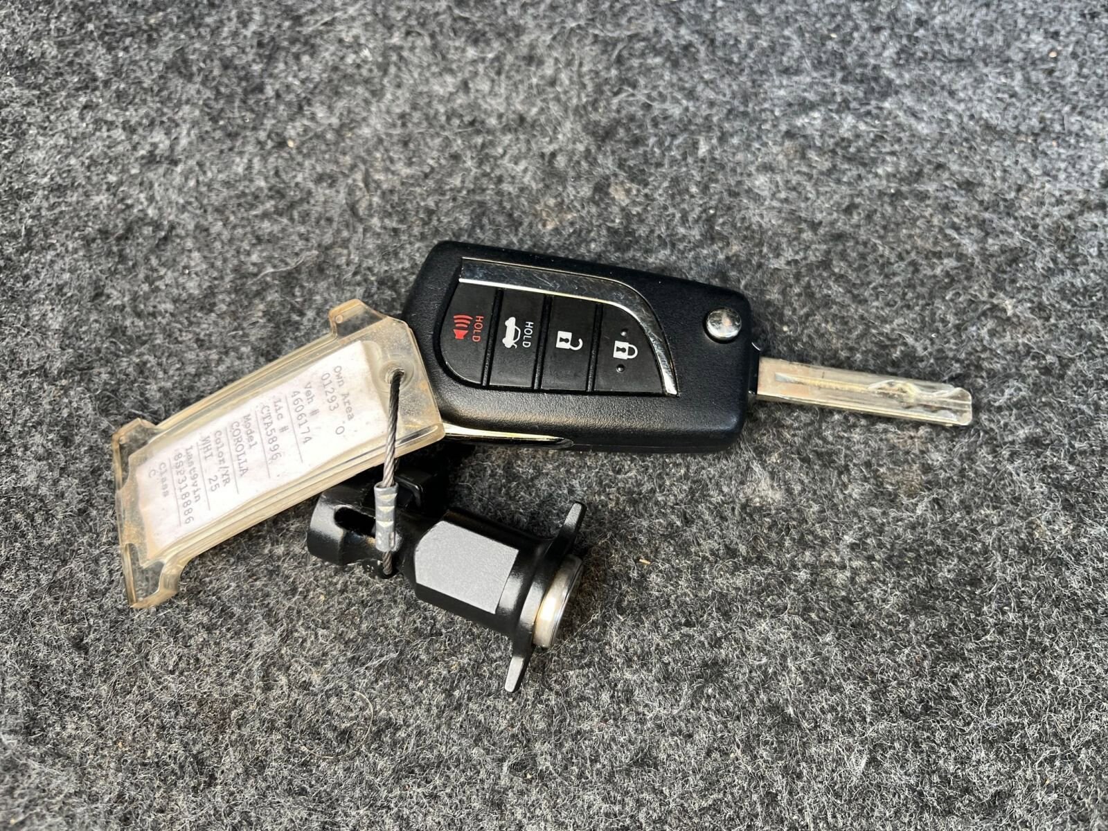 Thumbnail: 2025 Toyota Corolla - 21