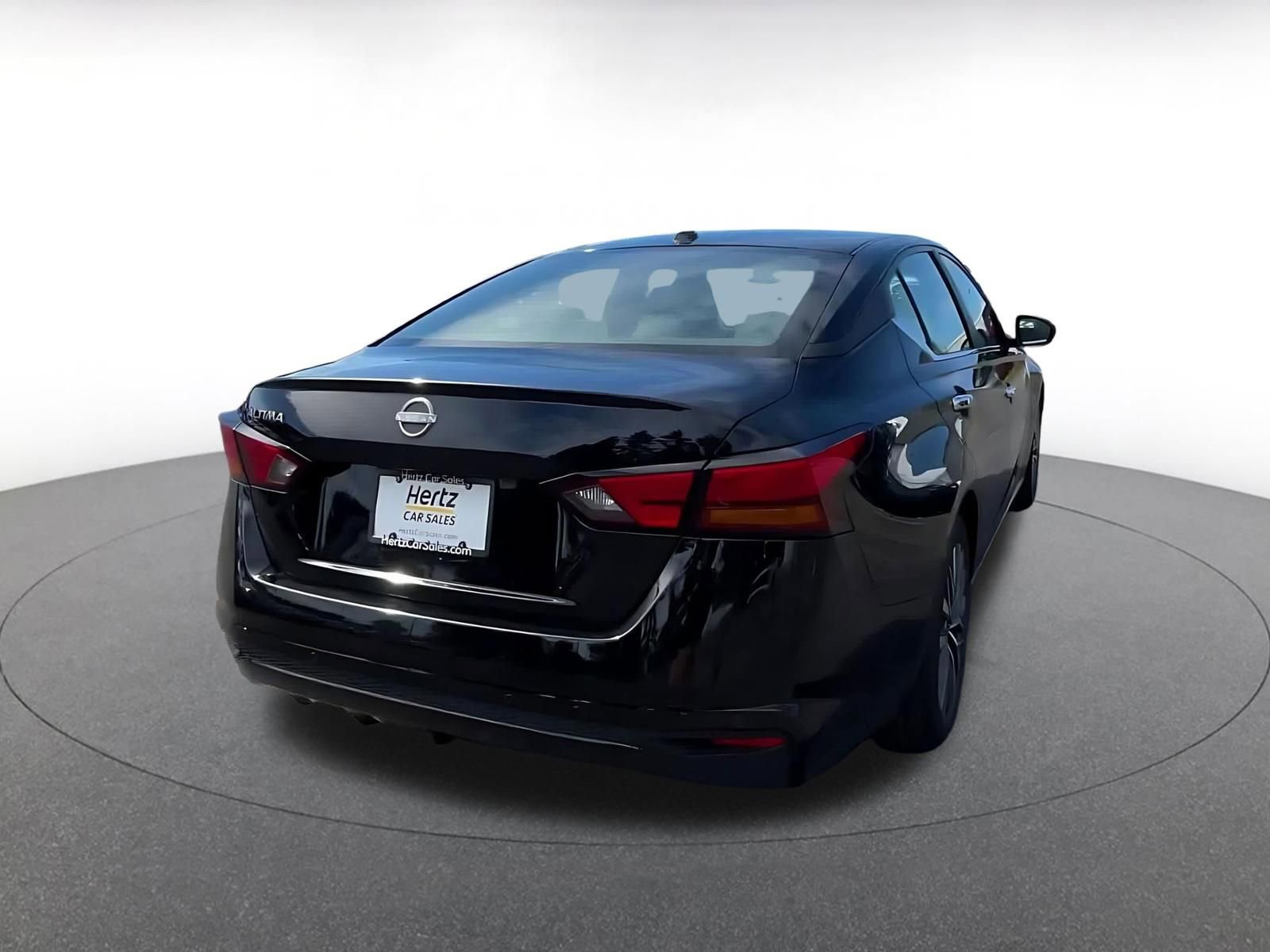 Thumbnail: 2025 Nissan Altima - 15