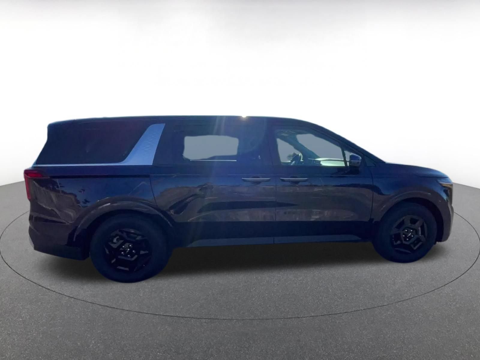 Thumbnail: 2026 Kia Carnival - 16
