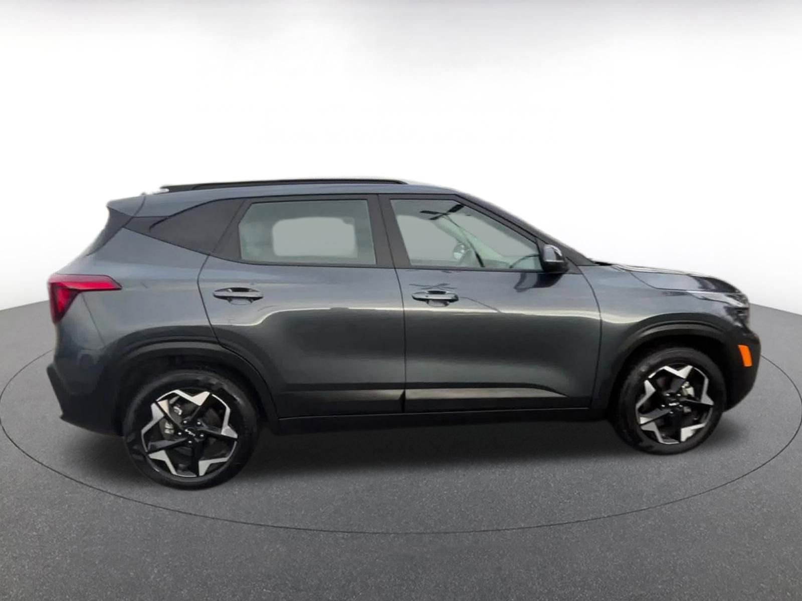 Thumbnail: 2025 Kia Seltos - 16