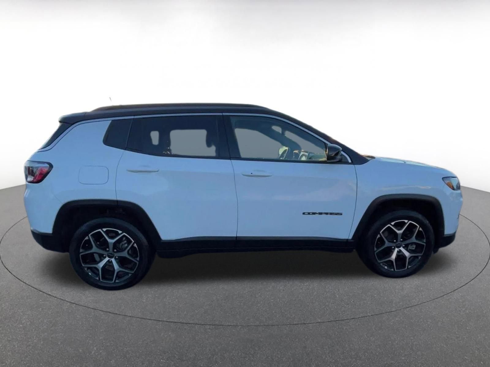 Thumbnail: 2025 Jeep Compass - 16