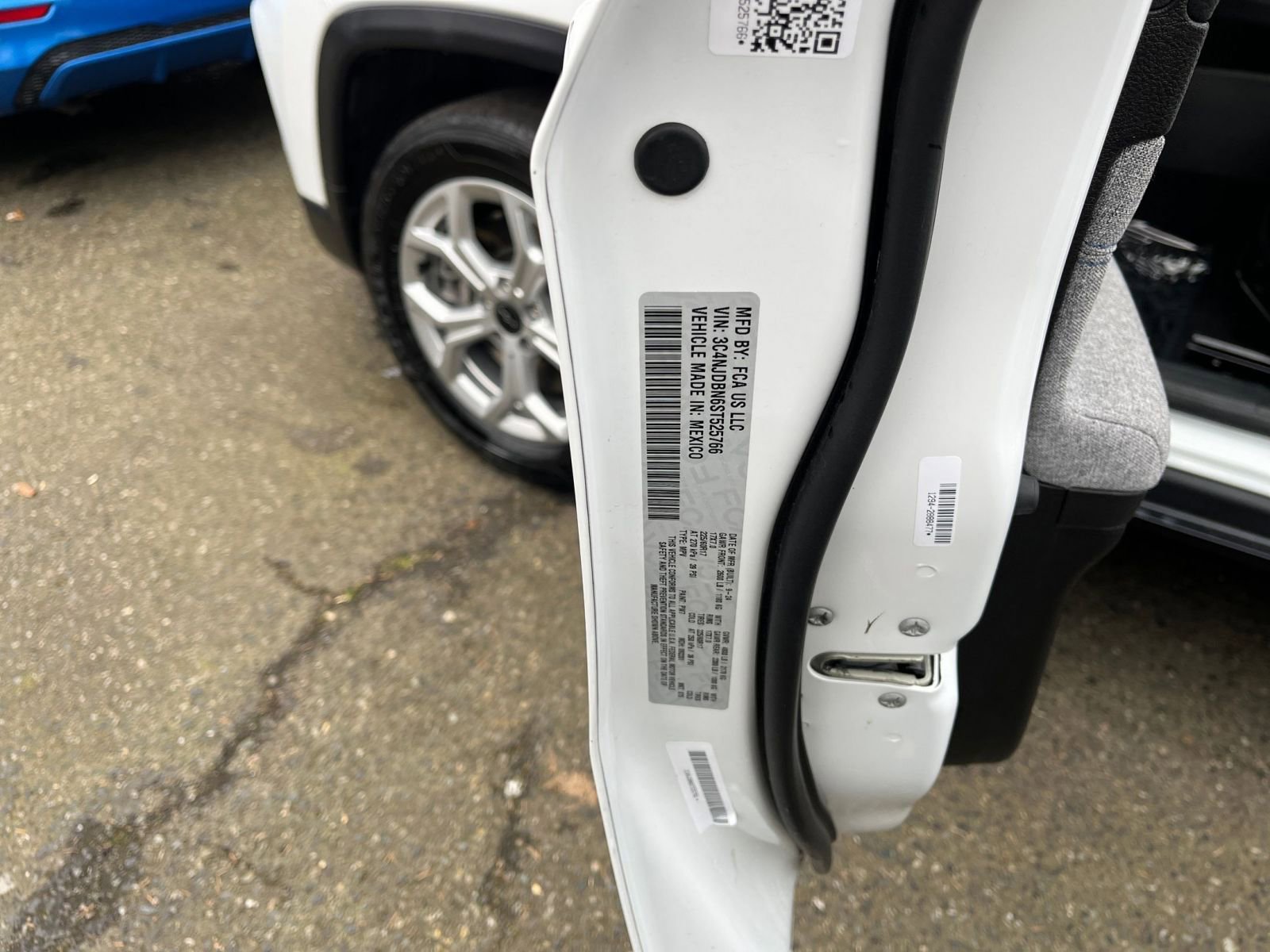 Thumbnail: 2025 Jeep Compass - 29