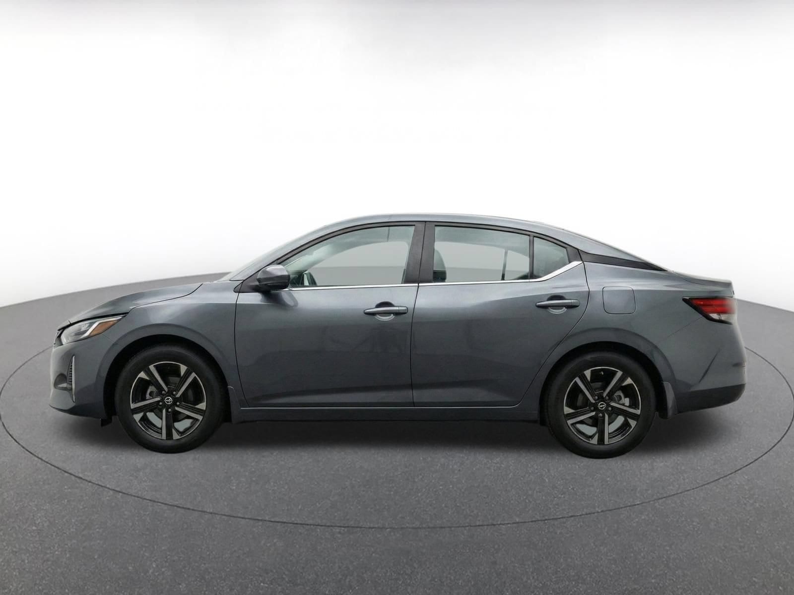 Thumbnail: 2025 Nissan Sentra - 4