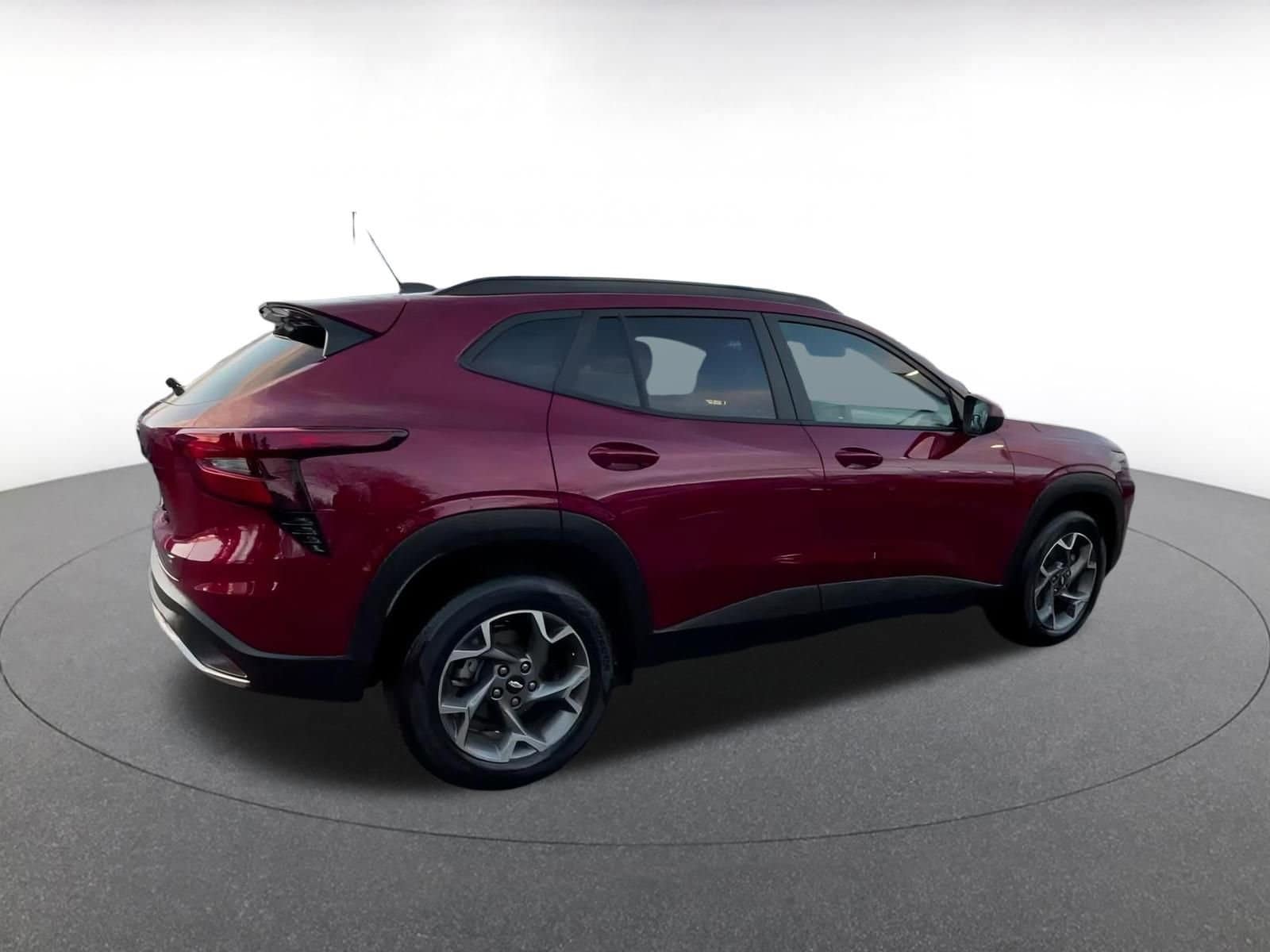 Thumbnail: 2025 Chevrolet Trax - 15