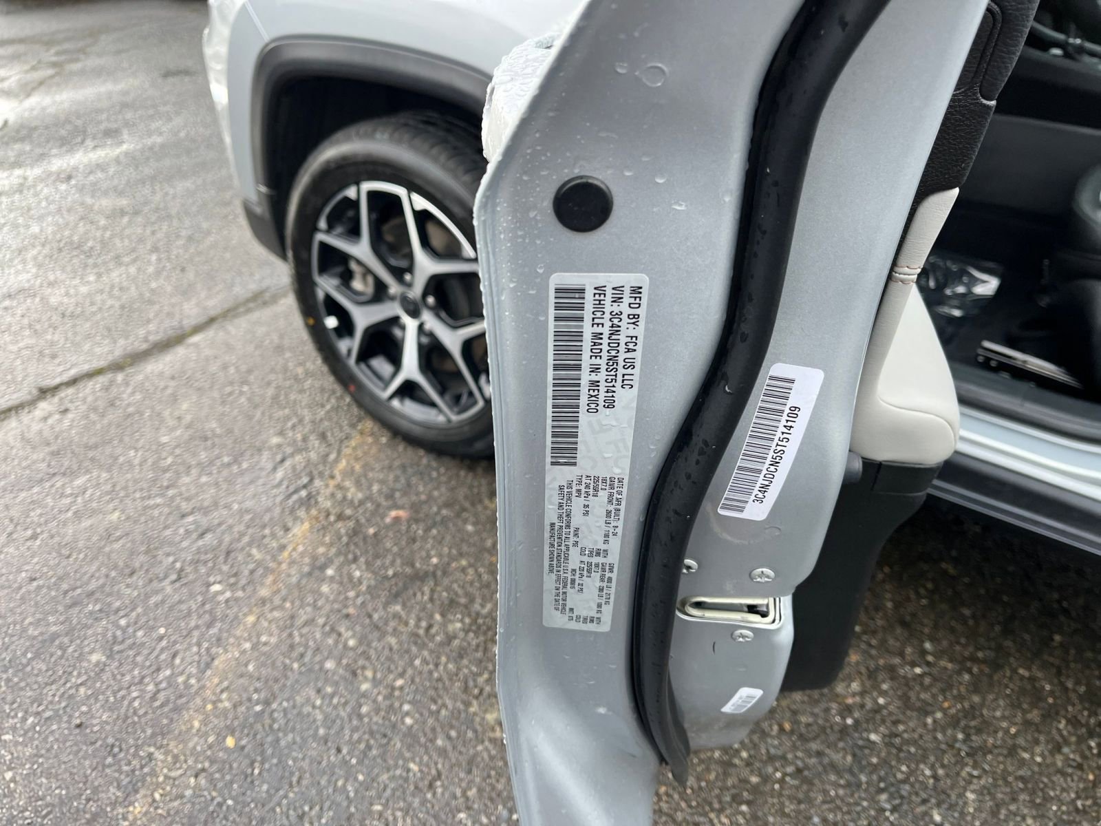 Thumbnail: 2025 Jeep Compass - 30