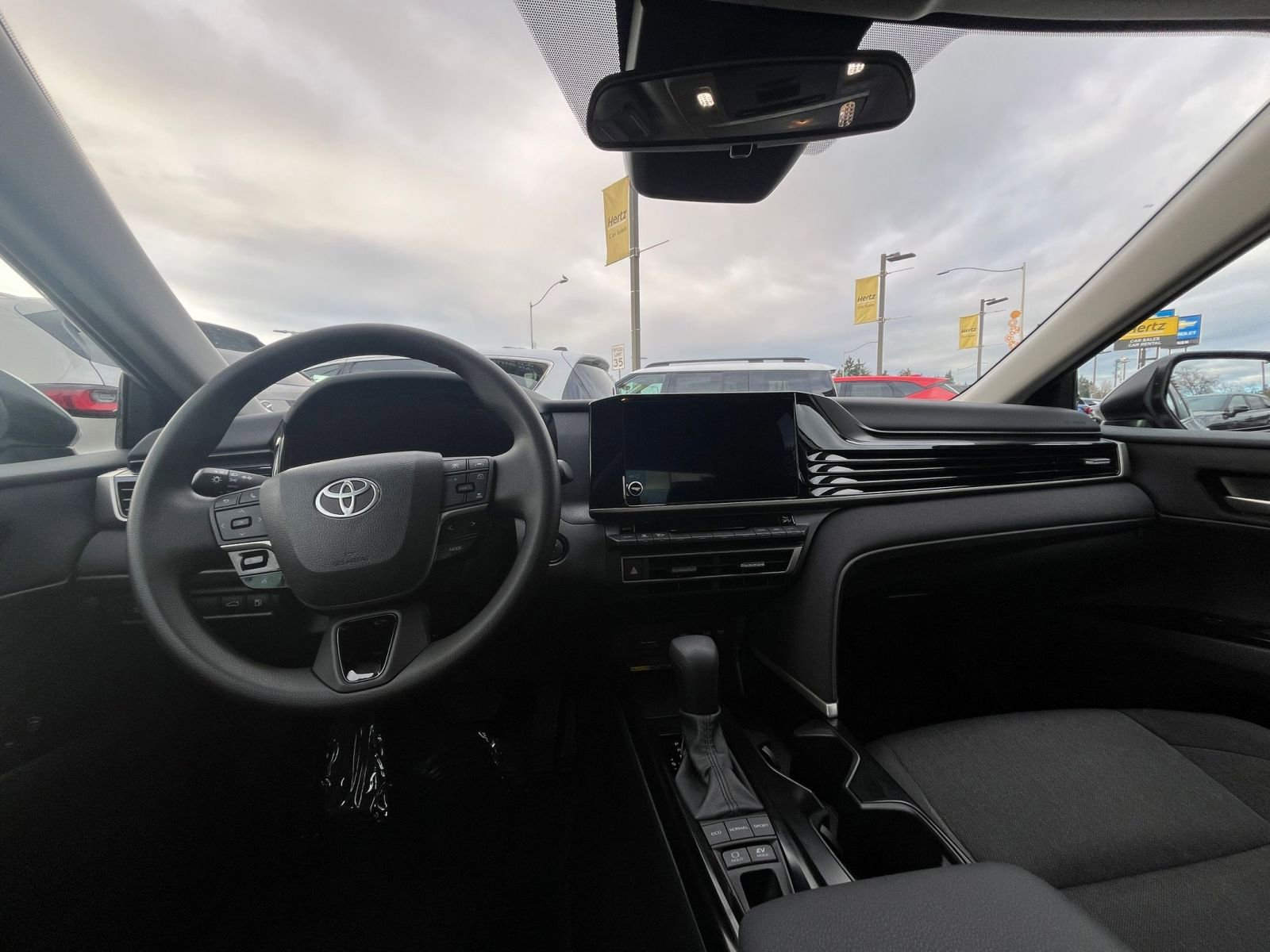 Thumbnail: 2025 Toyota Camry - 33