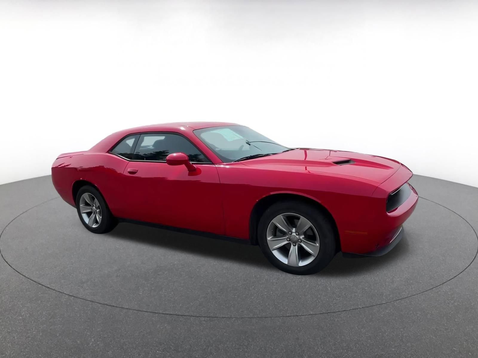 Thumbnail: 2022 Dodge Challenger - 2