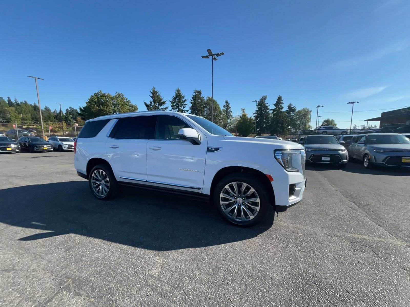 Thumbnail: 2021 GMC Yukon - 2