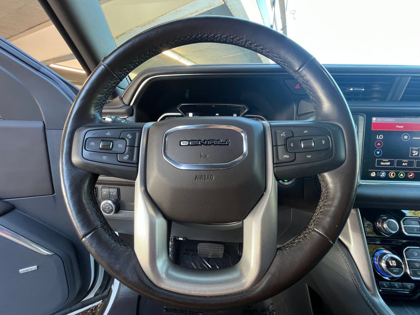Thumbnail: 2021 GMC Yukon - 30