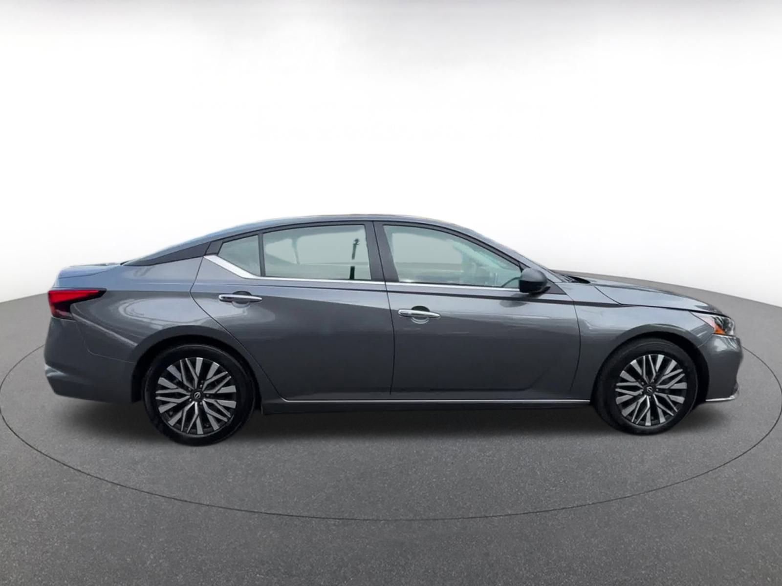 Thumbnail: 2024 Nissan Altima - 16