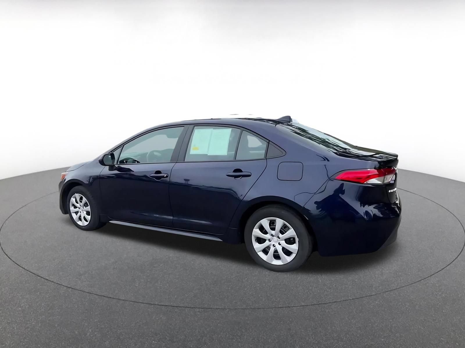 Thumbnail: 2025 Toyota Corolla - 10
