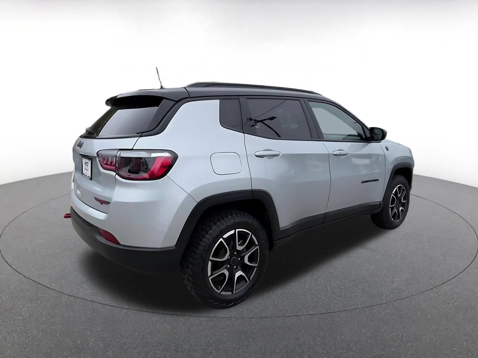 Thumbnail: 2025 Jeep Compass - 11