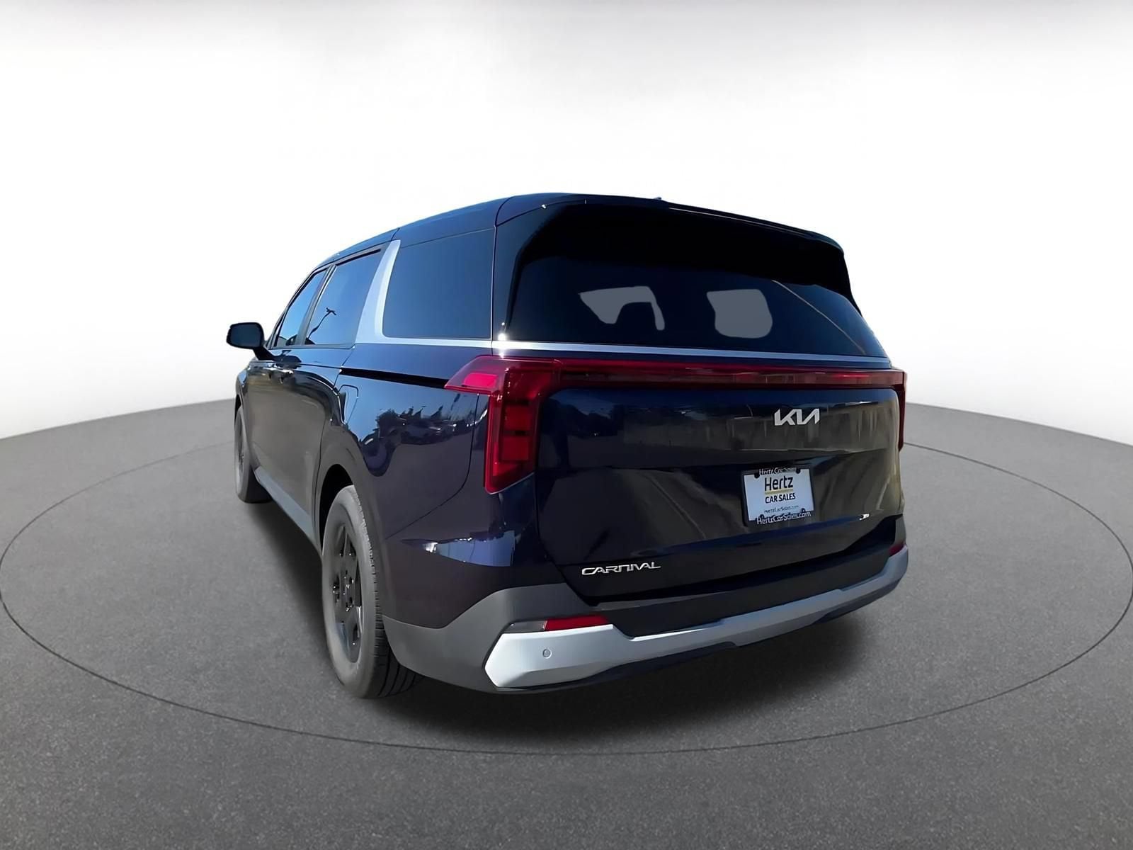 Thumbnail: 2026 Kia Carnival - 11