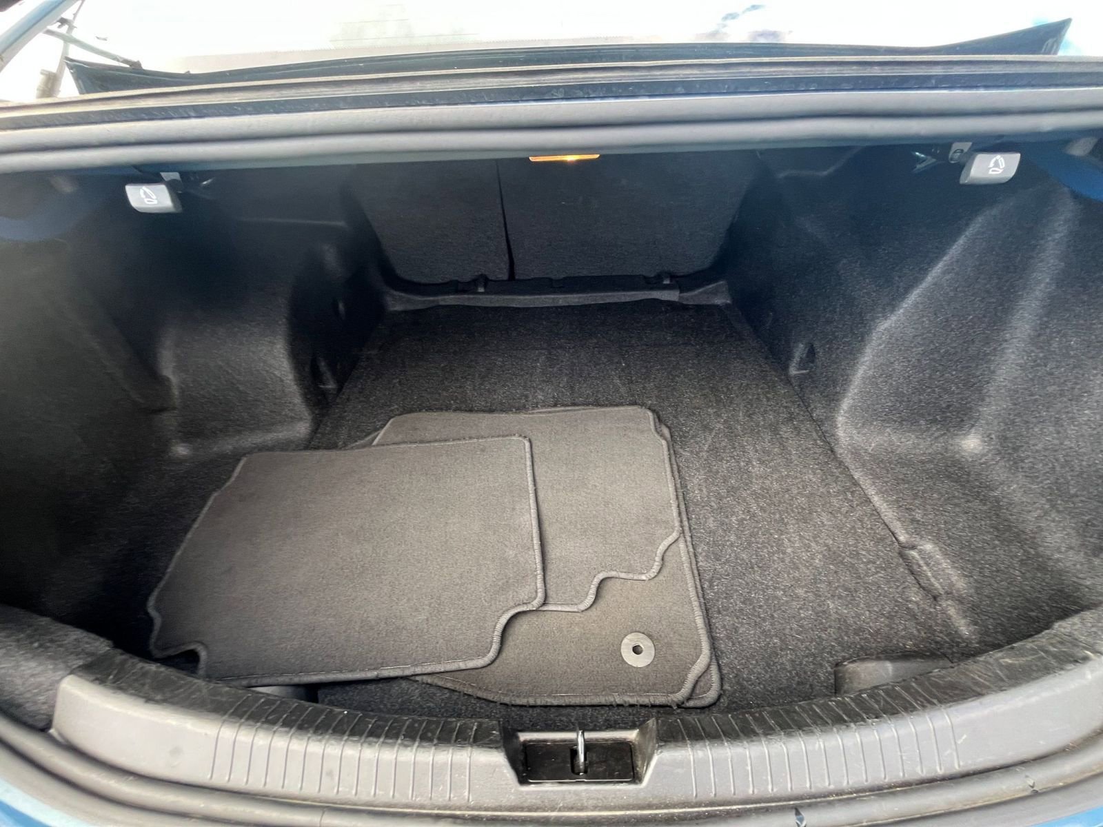 Thumbnail: 2024 Chevrolet Malibu - 32