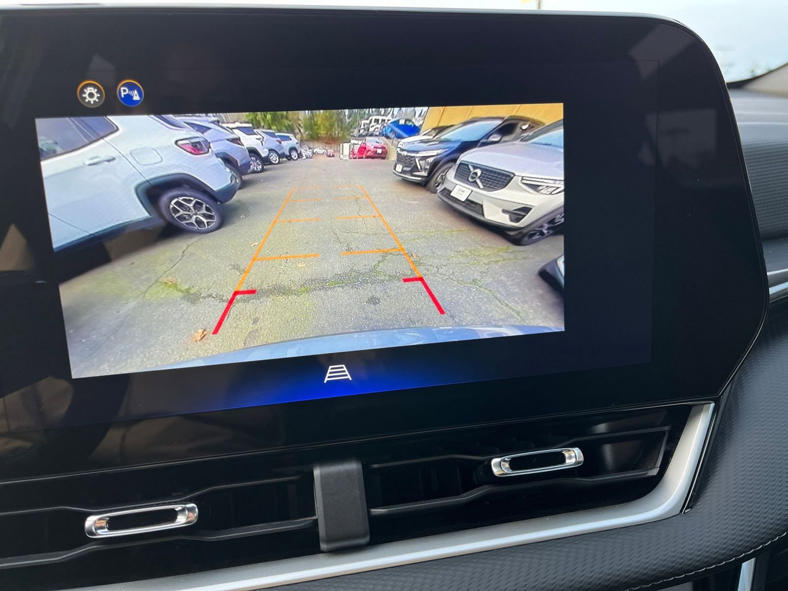 Thumbnail: 2025 Chevrolet Equinox - 17