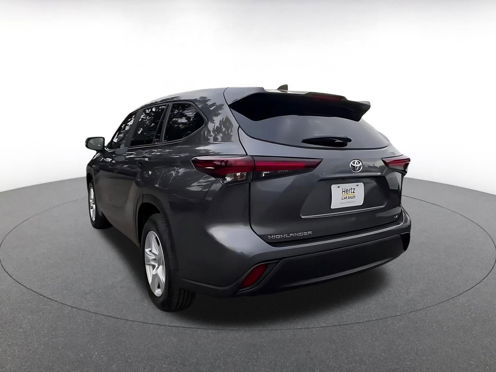 Thumbnail: 2025 Toyota Highlander - 11