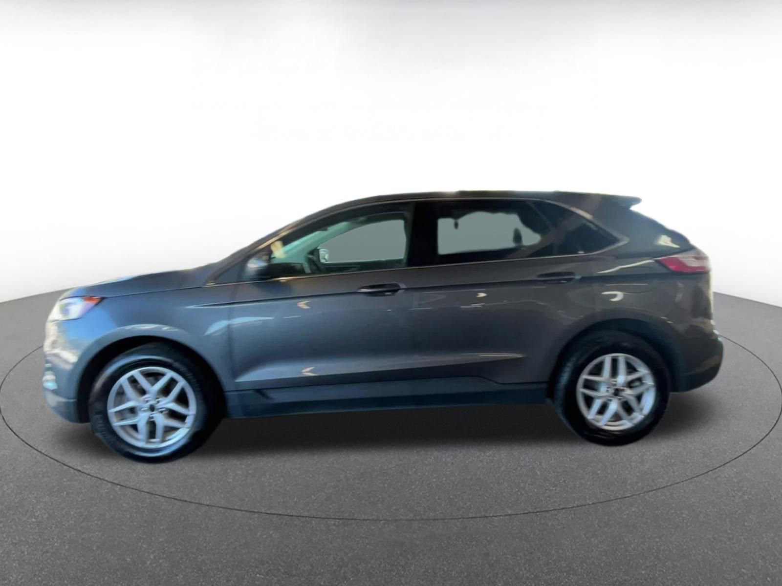 Thumbnail: 2024 Ford Edge - 8