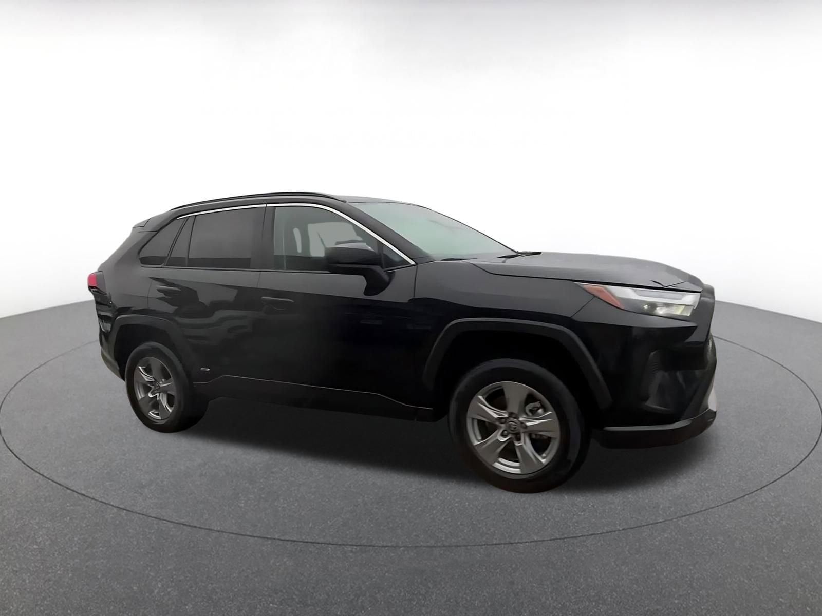 Thumbnail: 2025 Toyota RAV4 - 2