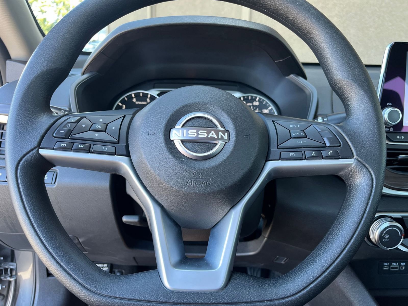 Thumbnail: 2025 Nissan Altima - 29