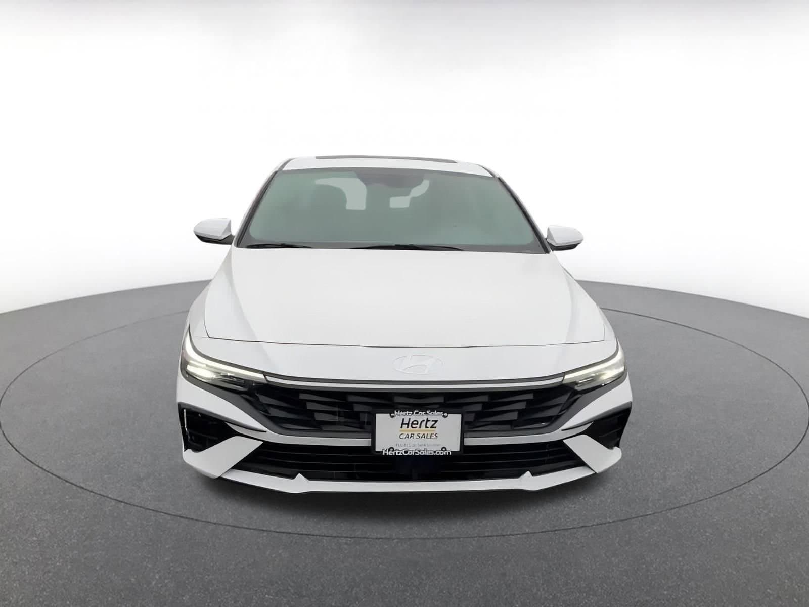 Thumbnail: 2025 Hyundai Elantra - 4