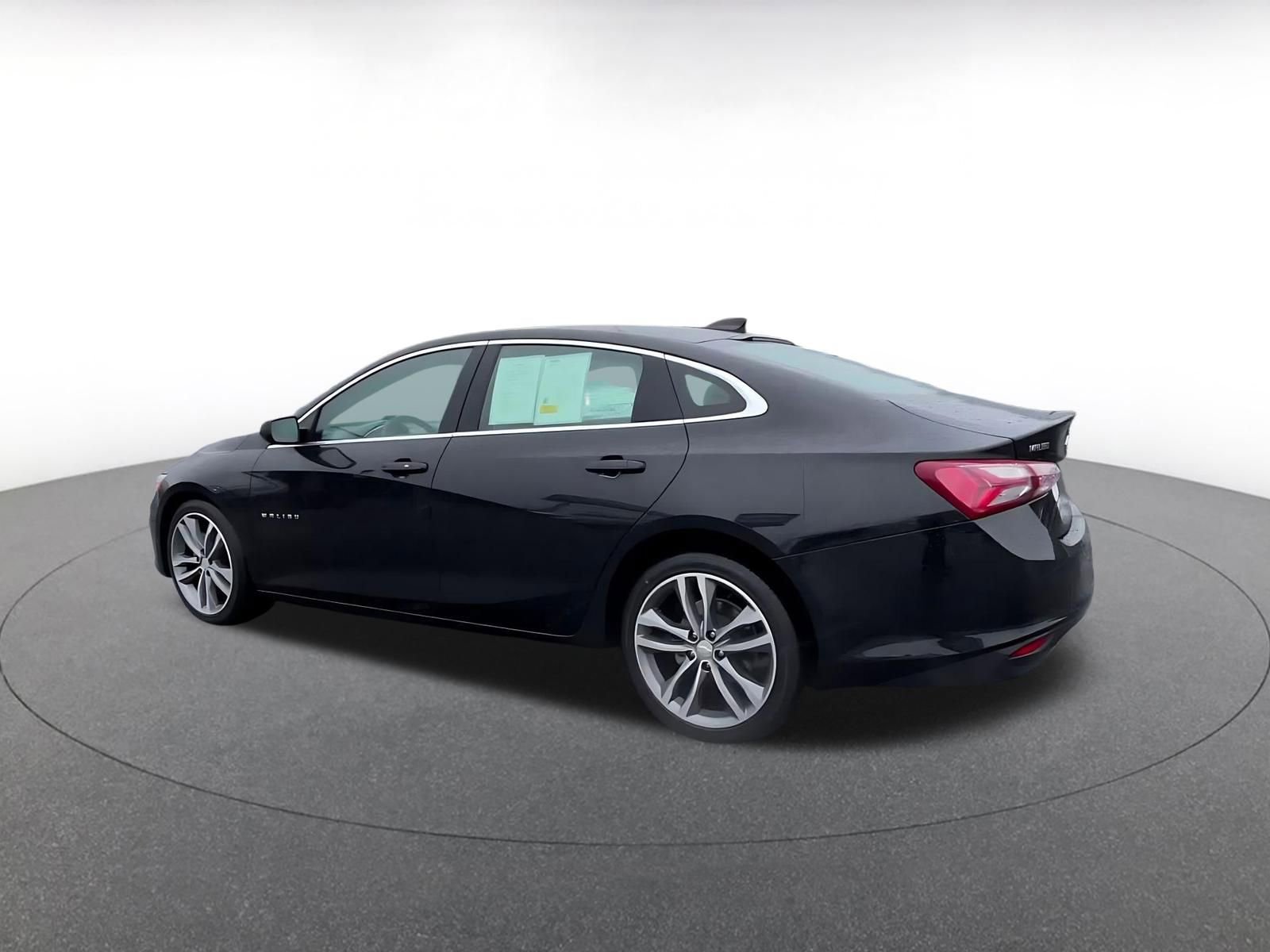 Thumbnail: 2024 Chevrolet Malibu - 10