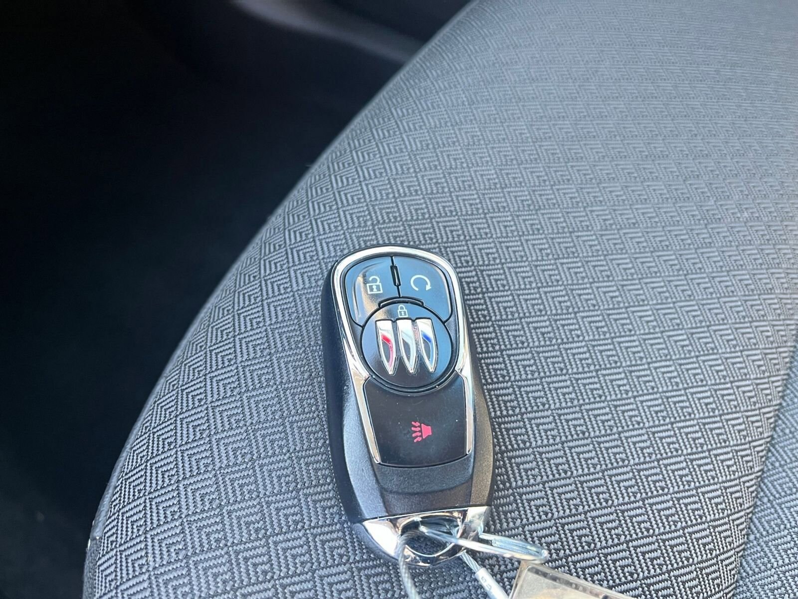 Thumbnail: 2025 Buick Encore GX - 25