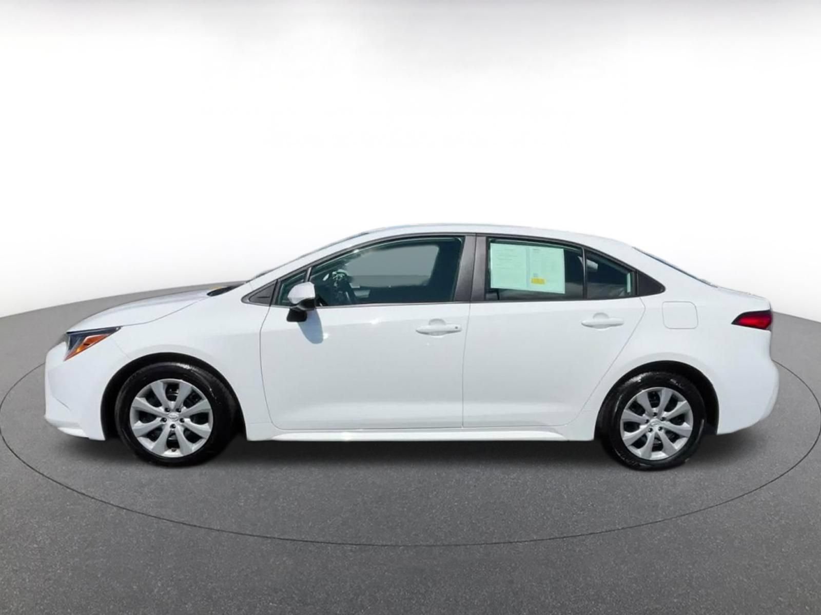 Thumbnail: 2025 Toyota Corolla - 8