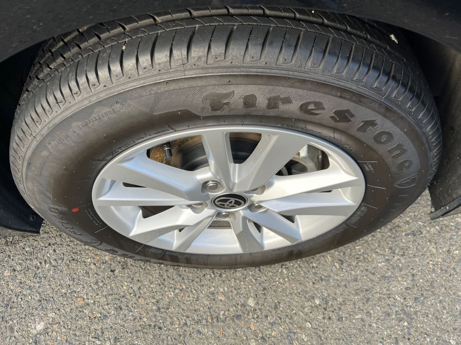 Thumbnail: 2025 Toyota Camry - 30