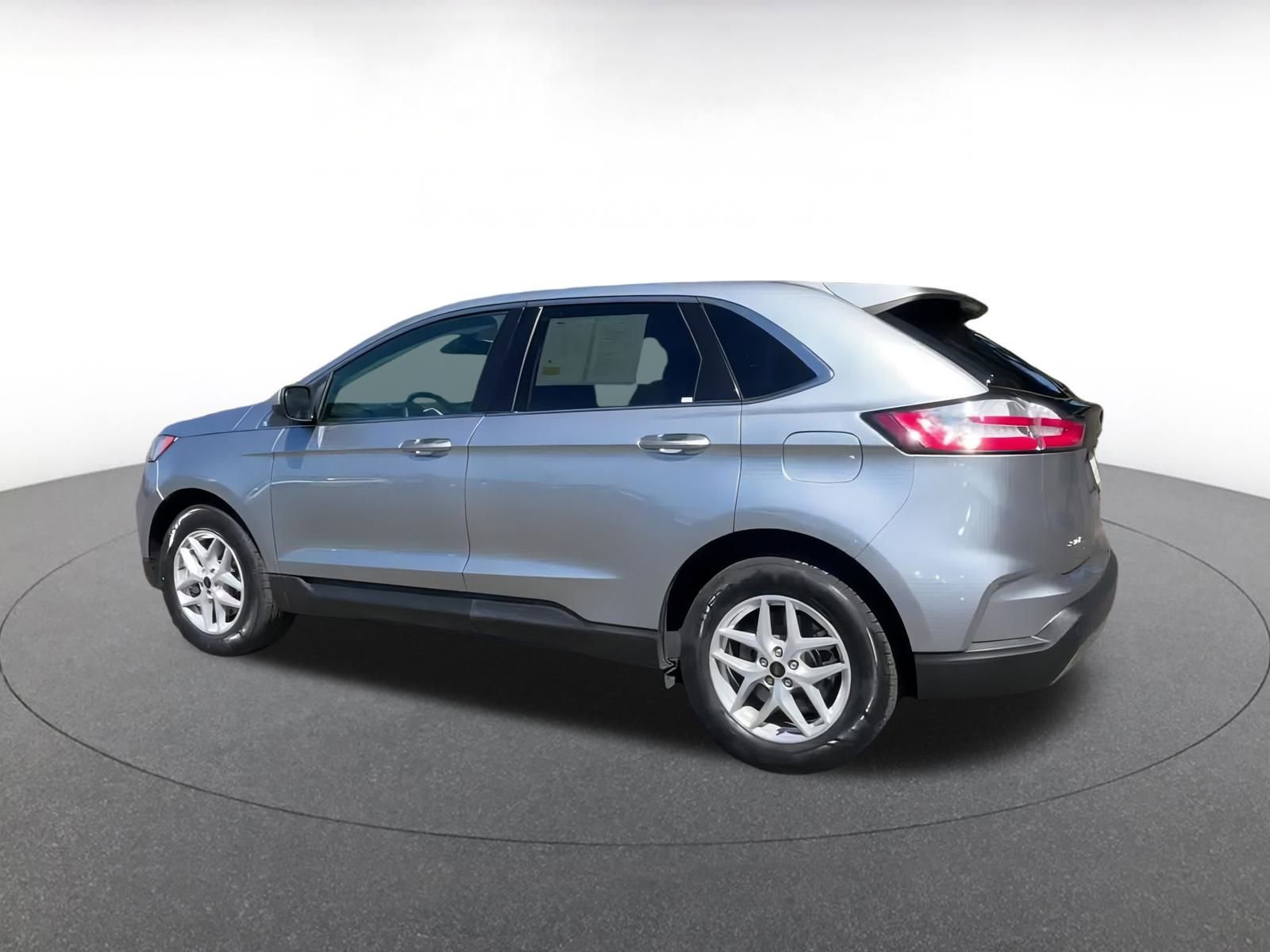 Thumbnail: 2024 Ford Edge - 10