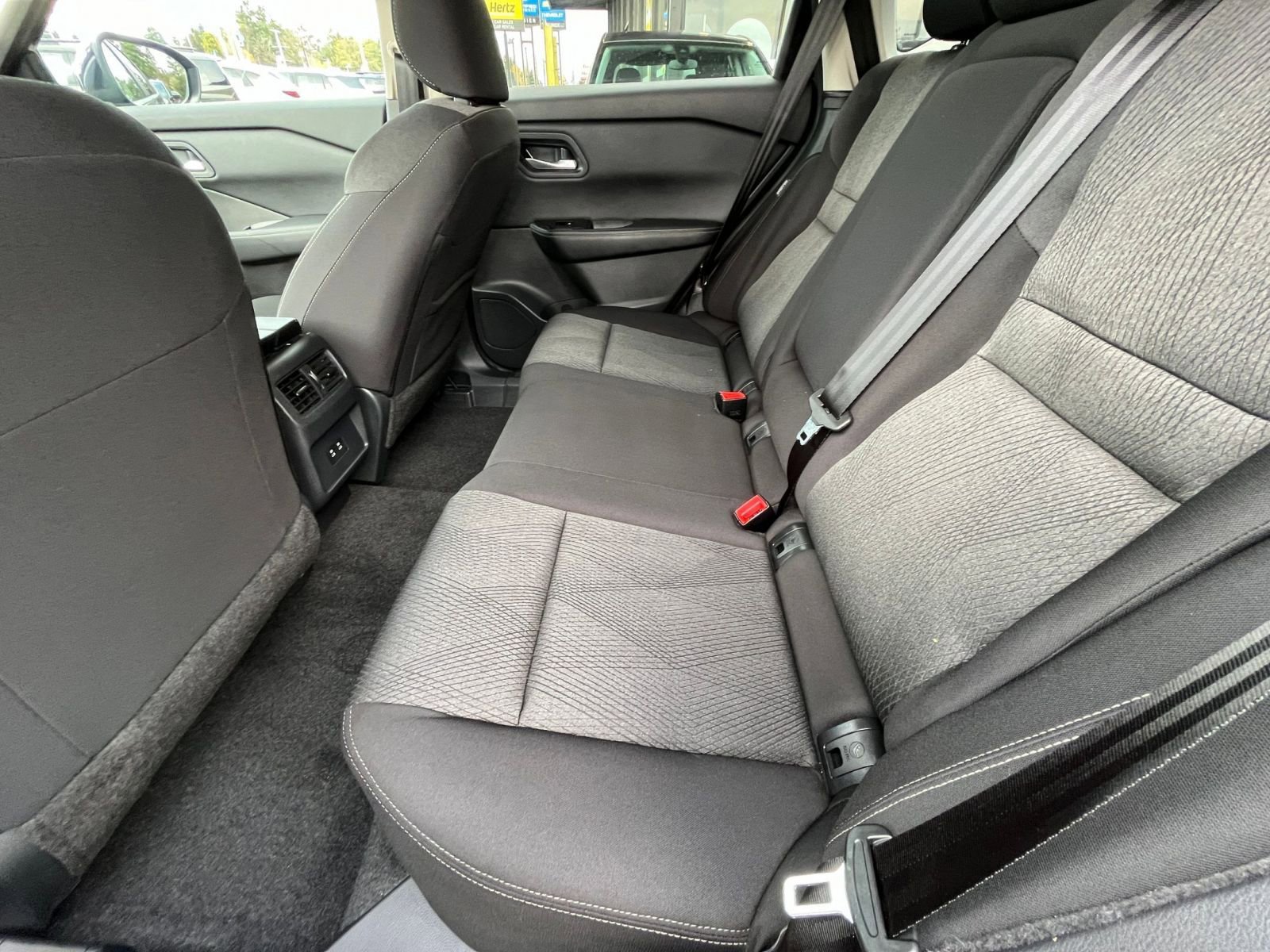 Thumbnail: 2025 Nissan Rogue - 25