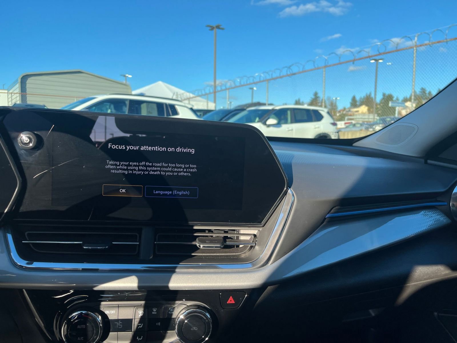 Thumbnail: 2025 Chevrolet Trax - 20