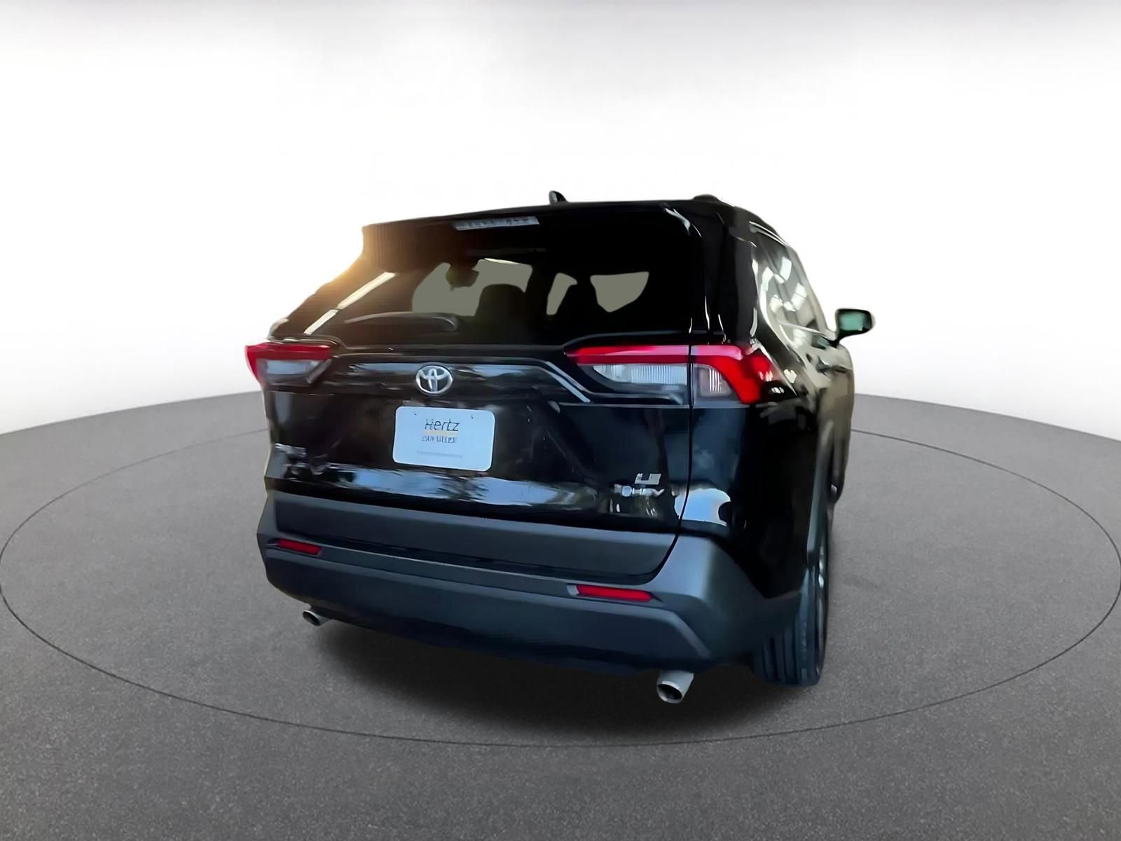 Thumbnail: 2025 Toyota RAV4 - 12