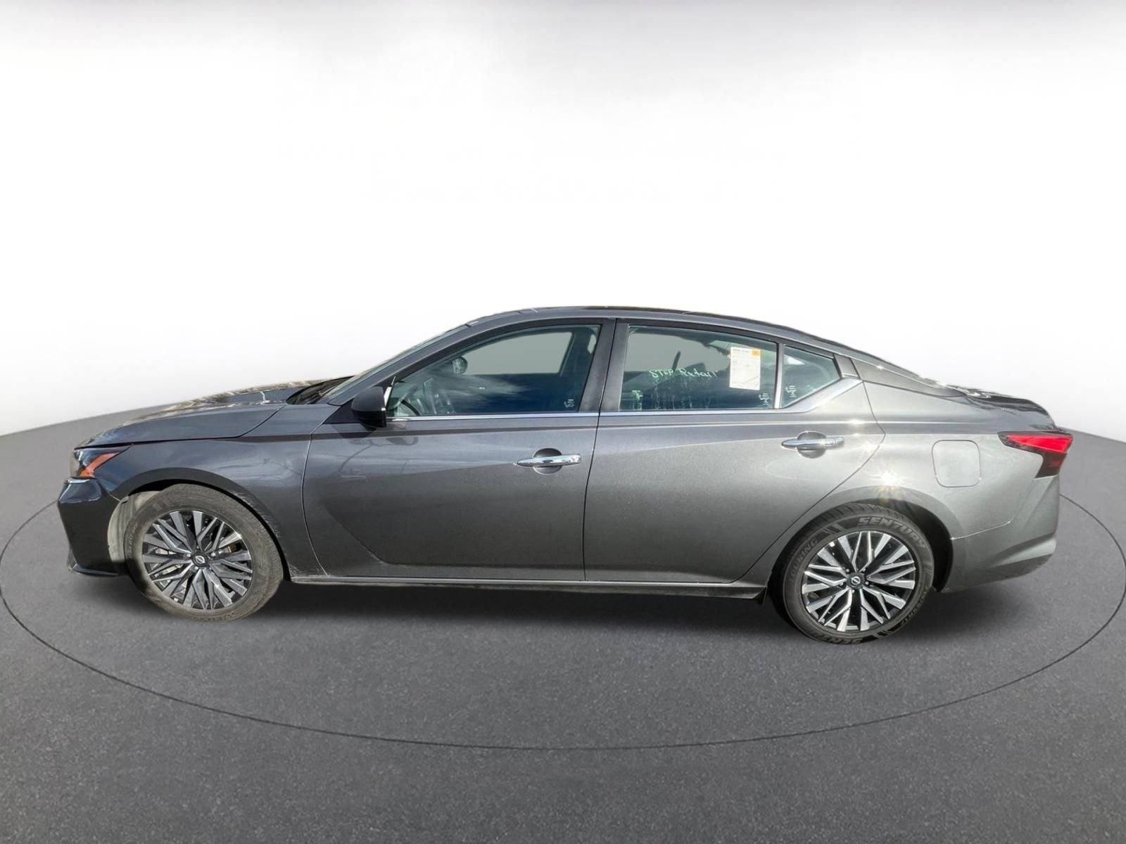 Thumbnail: 2025 Nissan Altima - 4