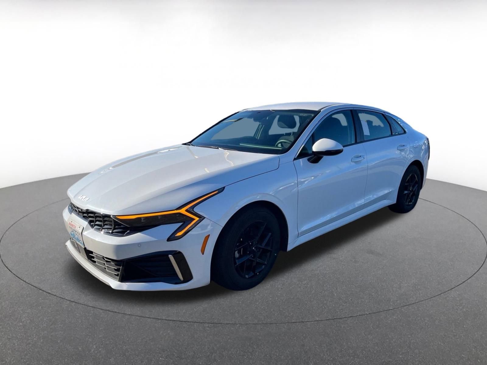 Thumbnail: 2025 Kia K5 - 3