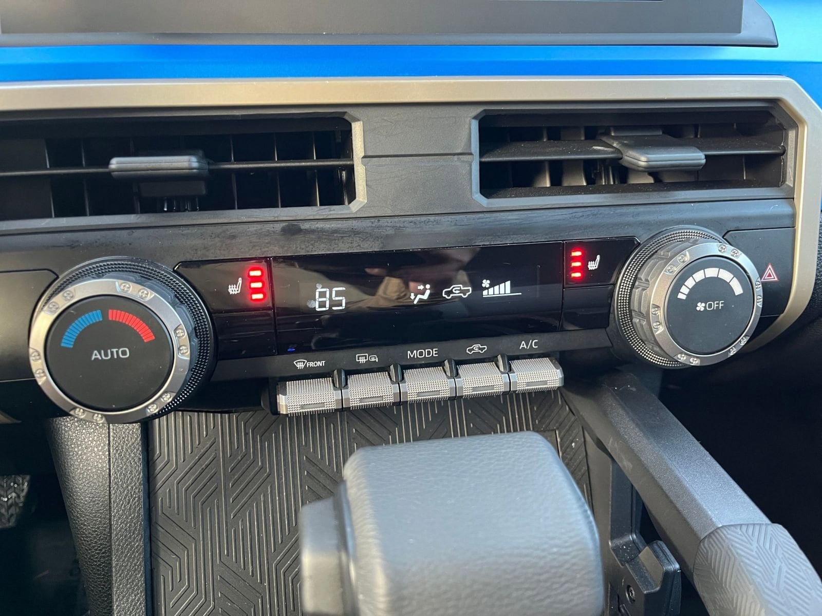 Thumbnail: 2025 Toyota Tacoma - 24