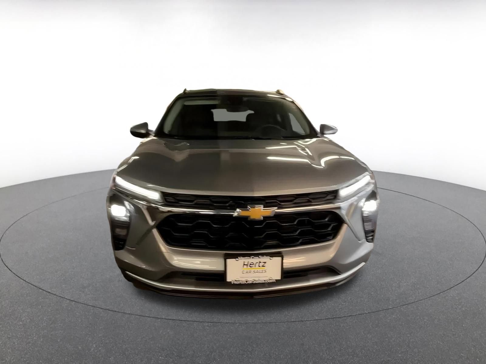 Thumbnail: 2025 Chevrolet Trax - 4