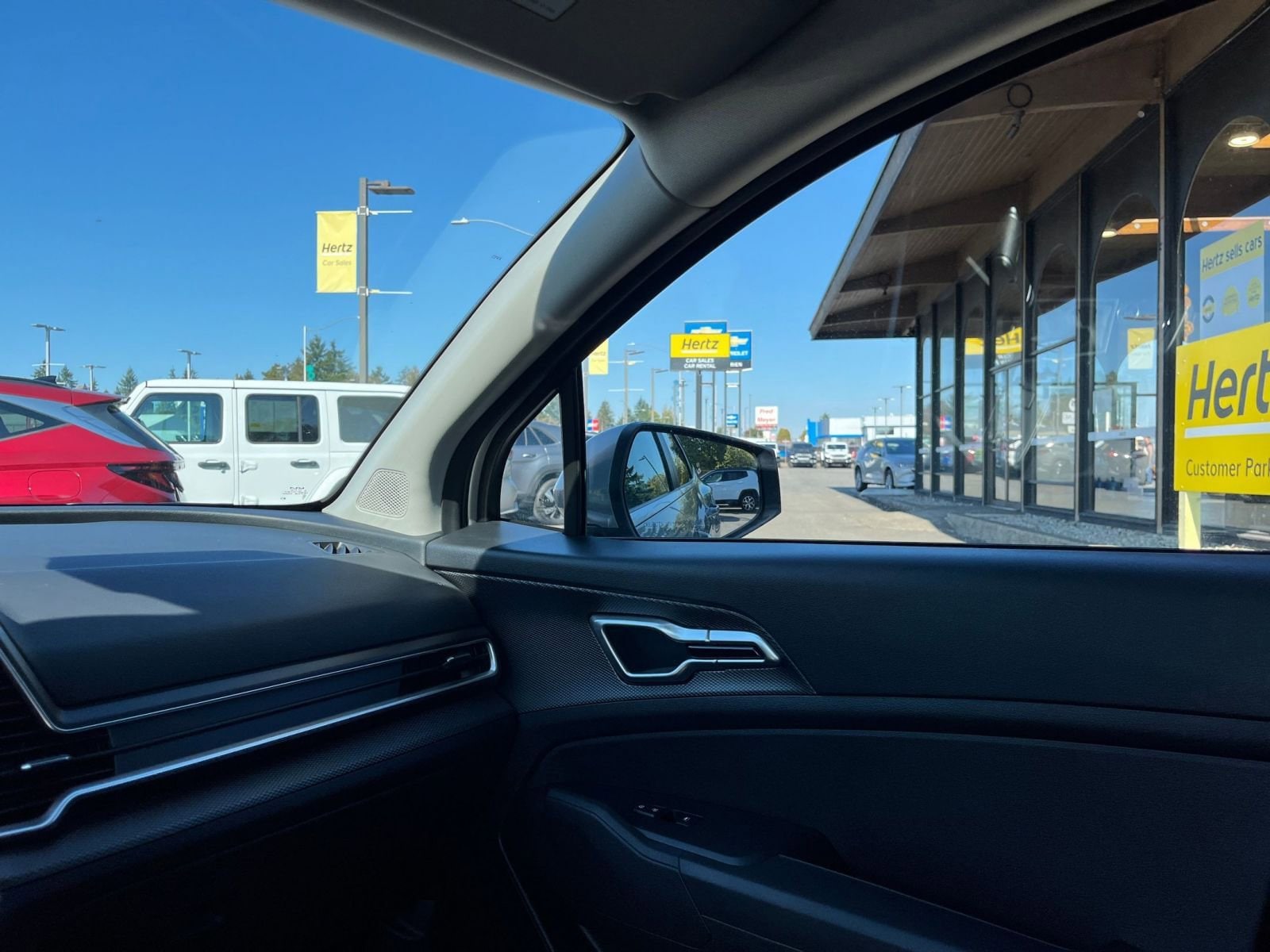 Thumbnail: 2024 Kia Sportage - 35