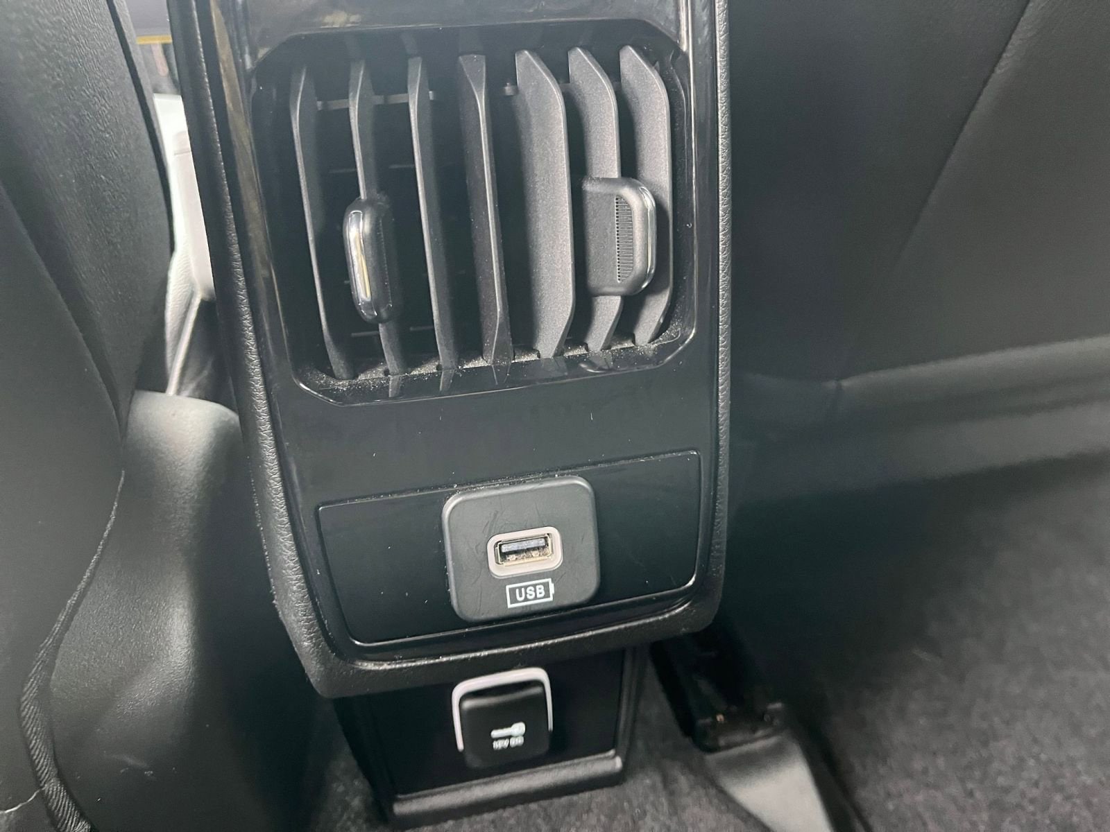 Thumbnail: 2025 Jeep Compass - 23