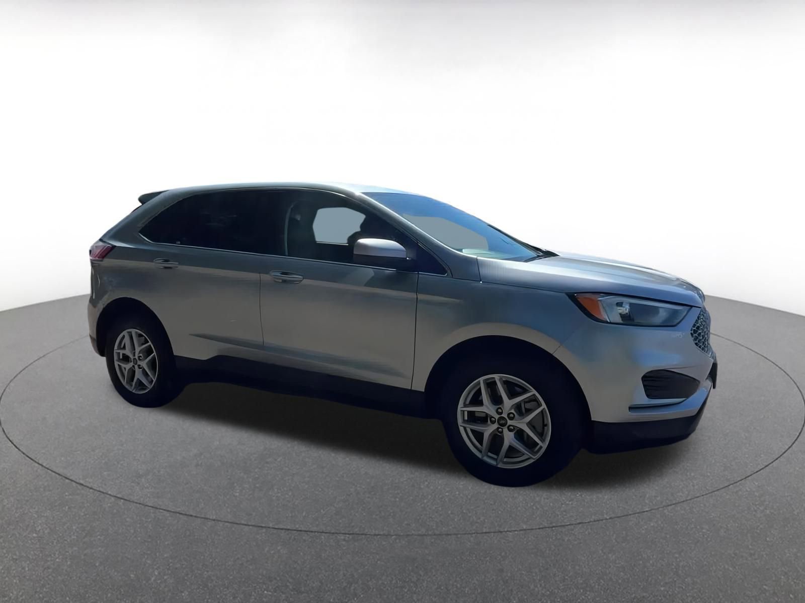 Thumbnail: 2024 Ford Edge - 2