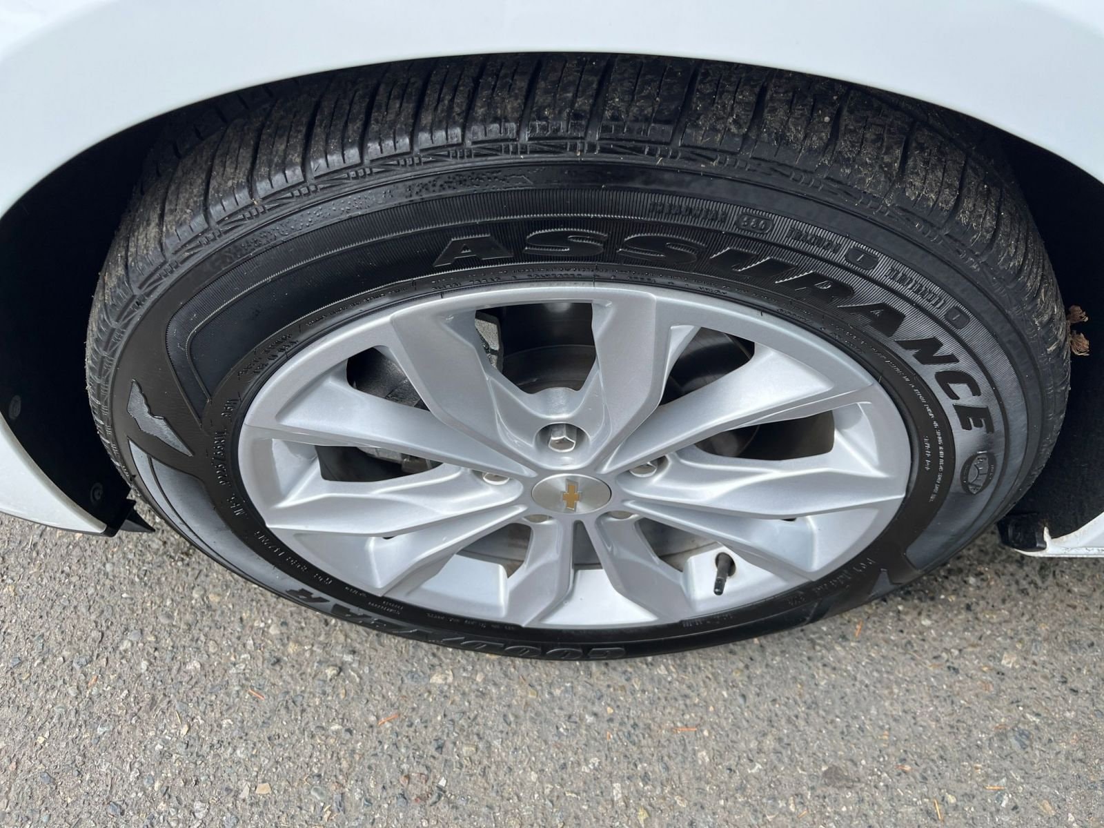 2023 Chevrolet Malibu LT 30