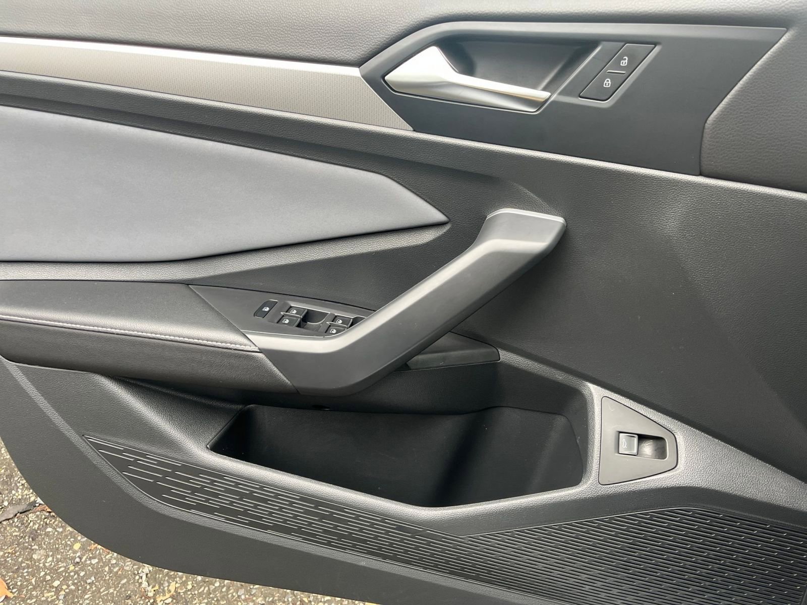 Thumbnail: 2025 Volkswagen Jetta - 18