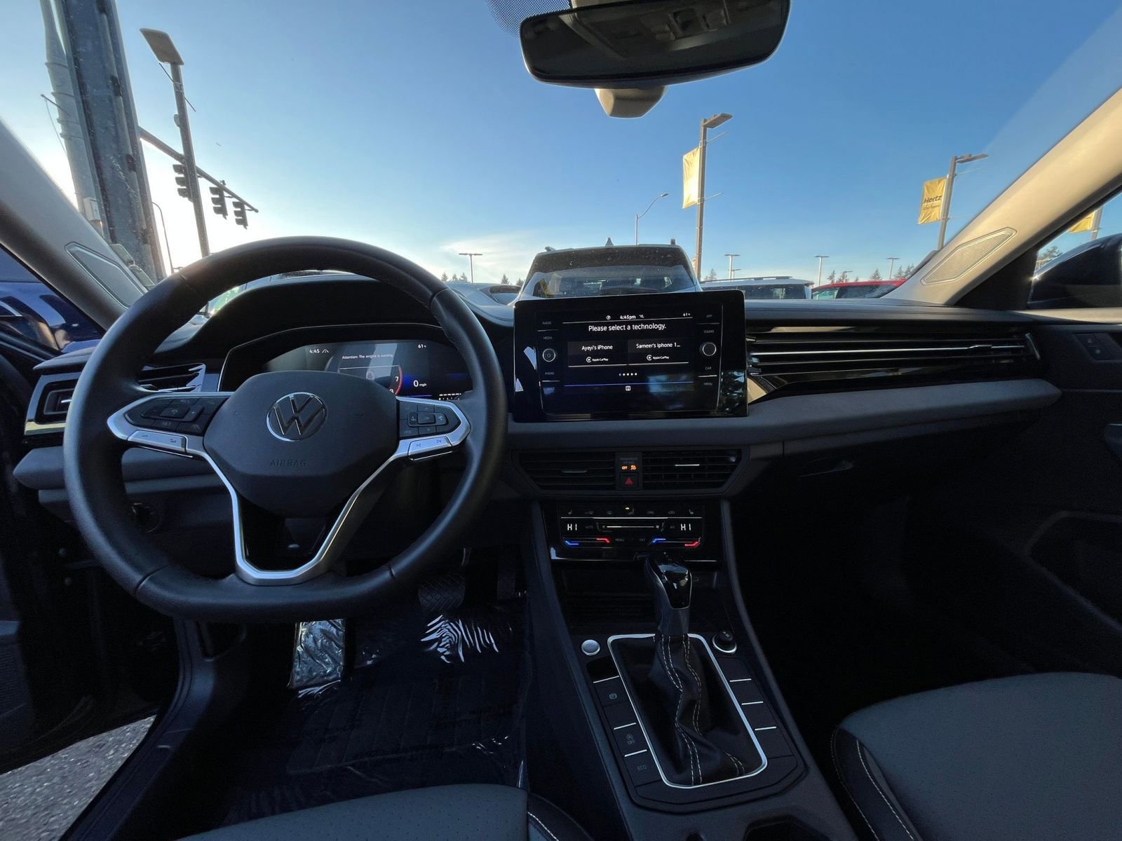 Thumbnail: 2025 Volkswagen Jetta - 35