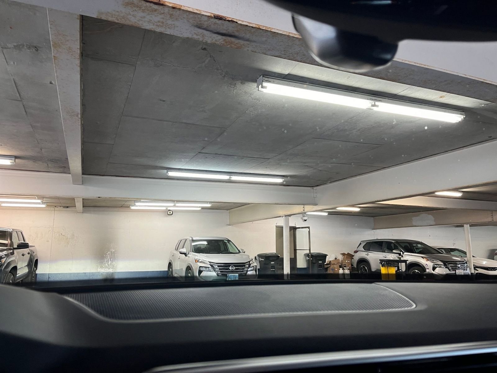 Thumbnail: 2025 Volkswagen Atlas - 18