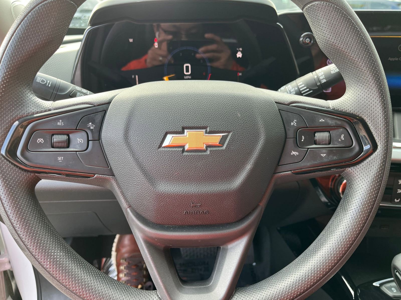 Thumbnail: 2025 Chevrolet Trax - 29